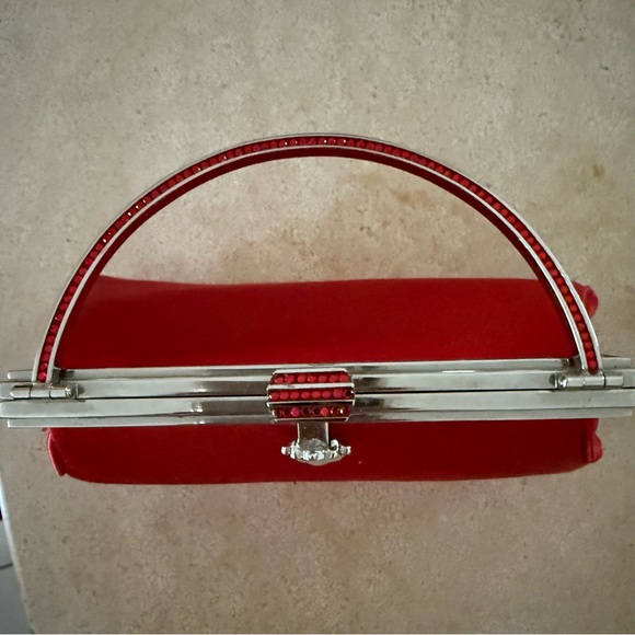 Vibrant Red Clutch with Silver Clasp - Picture 3 of 9